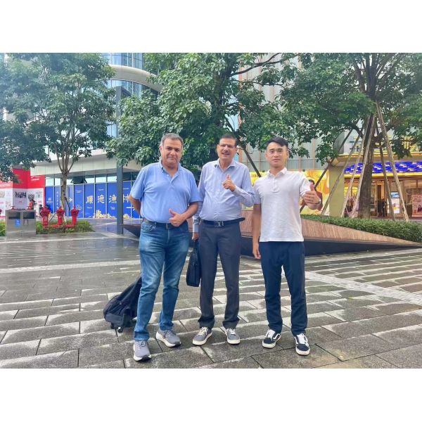 Blue Railings Guardrail Processing Machinery 5mm Steel Railings And Guardrail Cutting Machinery