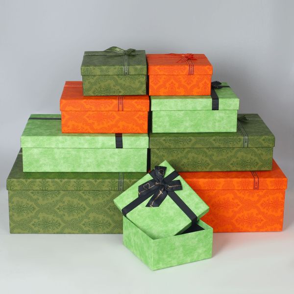 Опаковка подарочной коробки из картона Pantone для индивидуального дизайна логотипа в индустрии подарочного ремесла