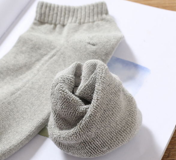 OEM Spring Mens Sports Ankle Socks Plain Color Knitted Running Ankle Socks Knit Cotton Socks
