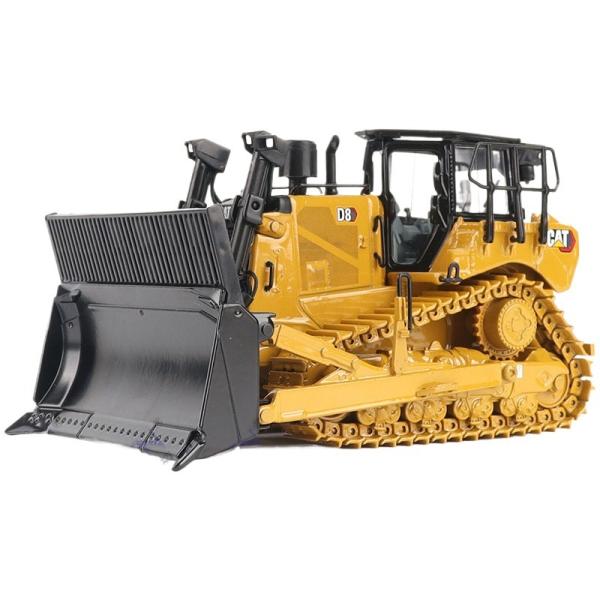 Diecast Masters 1/50 Scale Heavy Duty Dozer Tracked Bulldozer Scrap Processor Model 85758