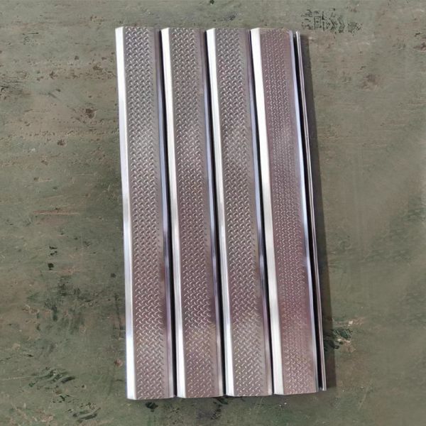 0.8mm 45# Steel Shutter Door Roll Forming Machine With 1 Year Warranty