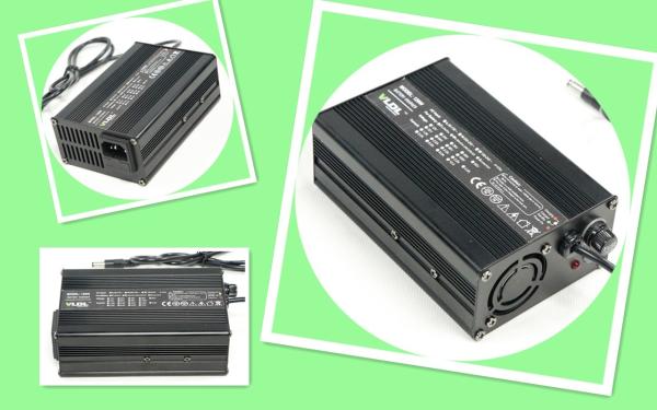 135*90*50mm Mobility Electric Scooter Charger For 24V Lead Acid Battery