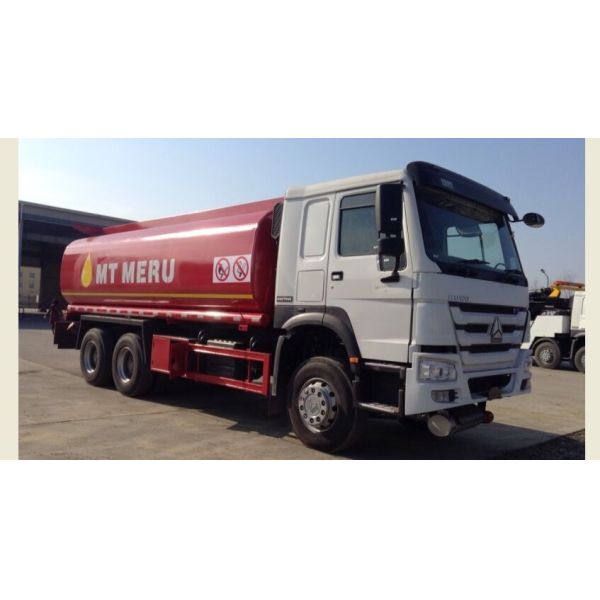 Sinotruk A7 new 20000-30000 liters carbon aluminum alloy stainless steel fuel tanker truck