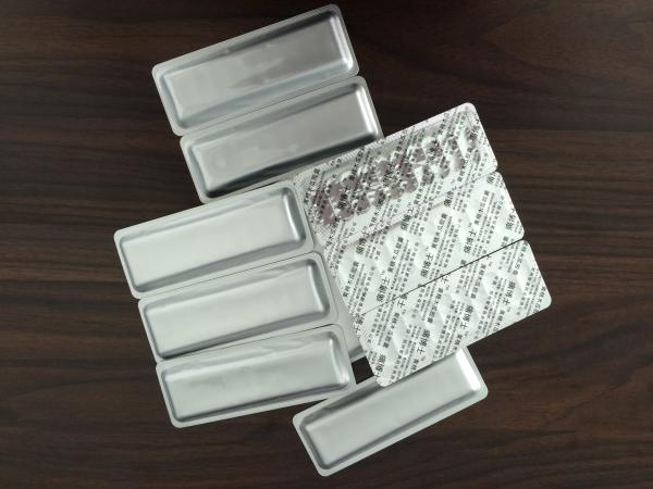 Small Alu Alu PVC Blister Packing Machine Plastic Pharmaceutical Packing