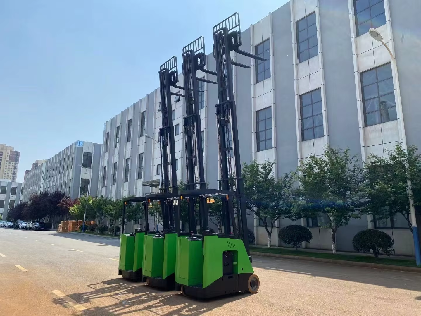 1600 kg 1800 kg 2000 kg électrique chariot élévateur à fourche contre-balance 3 roues