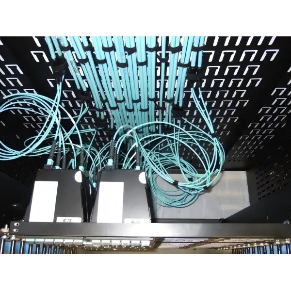 Женщина к женщине 6 x MPO корпус кабеля сборка 72 волокон OM3 OFNR аква Джек