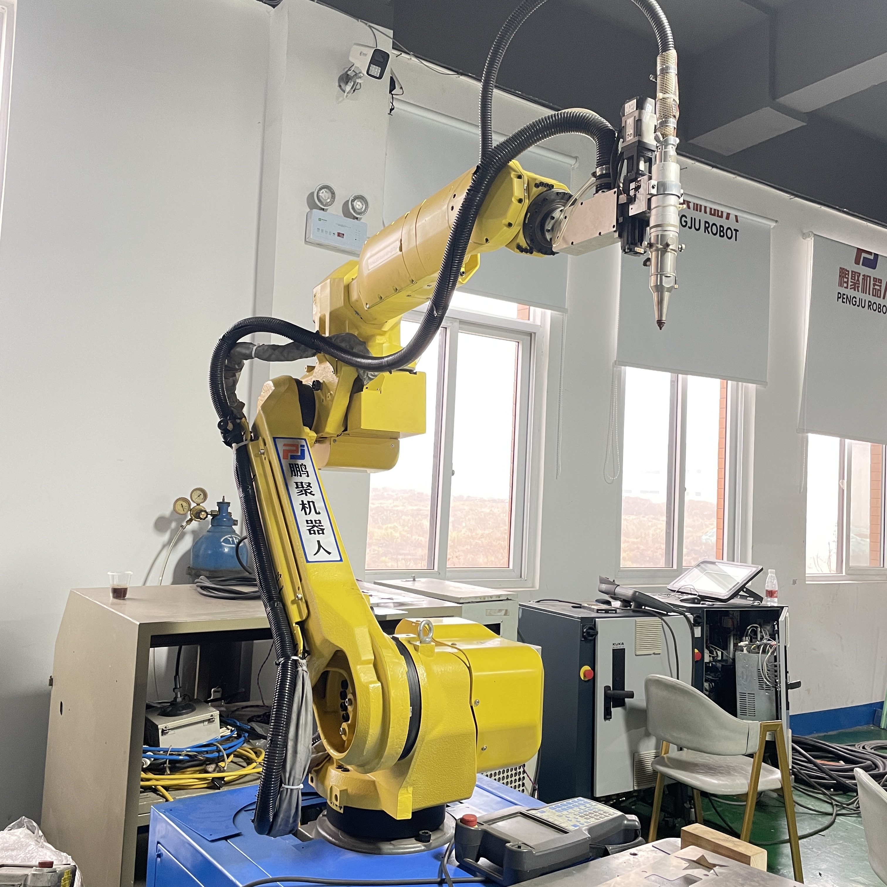 Японский 6-осевой промышленный робот для сварки дуги FANUC 20iA