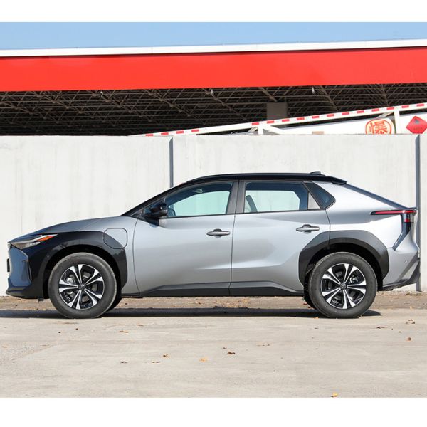 Продажа 2022 мест SUV двери 5 привода на четыре колеса 4WD средняя SUV Тойота bz4x высокой эффективности чистая электрическая 5 горячая