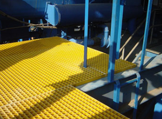 Подгонянное FRP отлило сетку в форму дорожки стеклоткани скрежетать для нерестилища