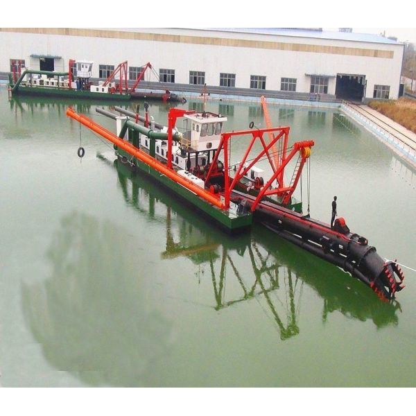 Discharge Distance 2000m 45&deg; Power 1233kw Equipment Dredger with Siemens PLC System