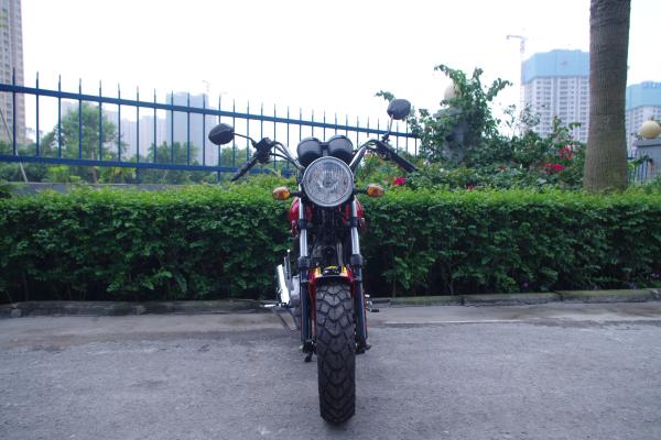 Nova motocicleta com motor poderoso Mini tamanho 150cc Street Bike