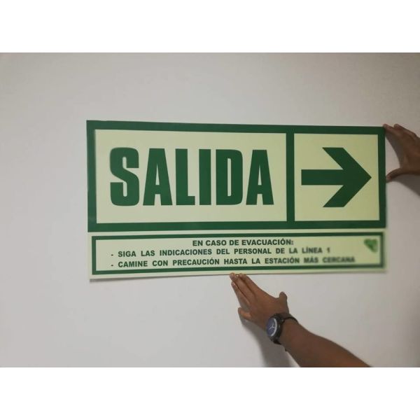 4-6 horas de DIN67510 UV/Eco del solvente del vinilo de resplandor fotoluminiscente imprimible de la película en la oscuridad