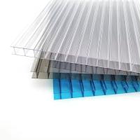 Plaque de polycarbonate à double paroi transparente 8 mm Plaque de polycarbonate à double paroi de couverture UV pour serre commerciale