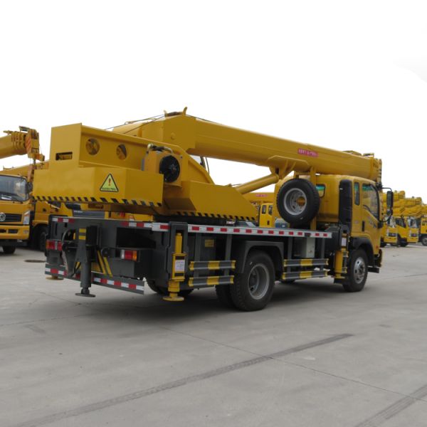 12 Ton Telescopic Boom Truck Crane Manual Hydraulic 12000KG Span 6600*5100mm