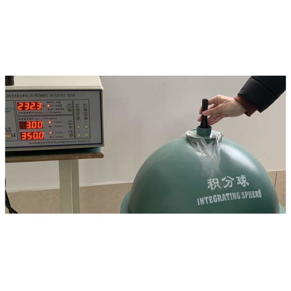 230 Lumen 3w AA Battery Powered LED Zoom Flashlight Camping Aluminum LED Torch