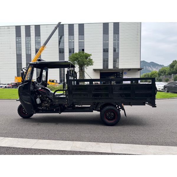 Gasoline X5 Cargo Tricycle Three Wheeler Semi Cabin 350cc Water Cooled Engine Four Rear Tyres Oil Brake Big Booster With 2500kg Load Capacity And Reinforced Chassis Keel For Heavy Duty Transport