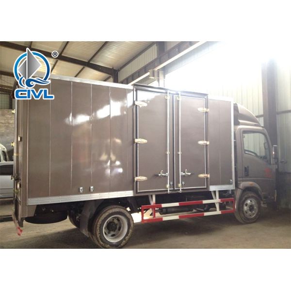 12T HOWO Light Duty Commercial Trucks , 4X2 Stake Truck 120hp The Best Helper