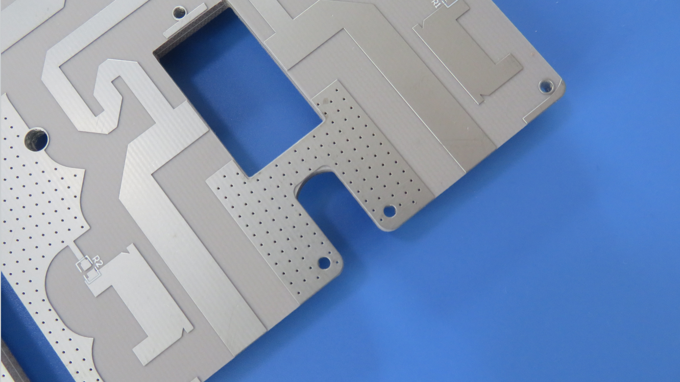 Rigid Polyimide 4-Layer PCB: 1.8mm Thick, HASL Finish, and High-Temperature Performance