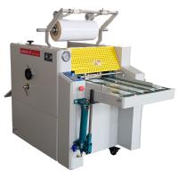 Máquina de estratificação do filme térmico automático de Bopp do corte com sobreposição FM520C
