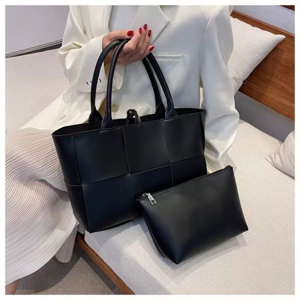 Open Closure Women's Tote Bags with Large Capacity Luxury PU Leather Shoulder Bags