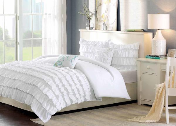 Non Woven Fabric White Down Alternative Comforter Set 100% Polyester Size Optional