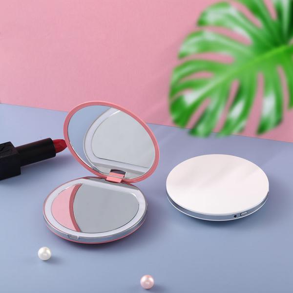 Obtenga el aspecto perfecto en cualquier lugar LED iluminado espejo de viaje con control de bolsillo y toque