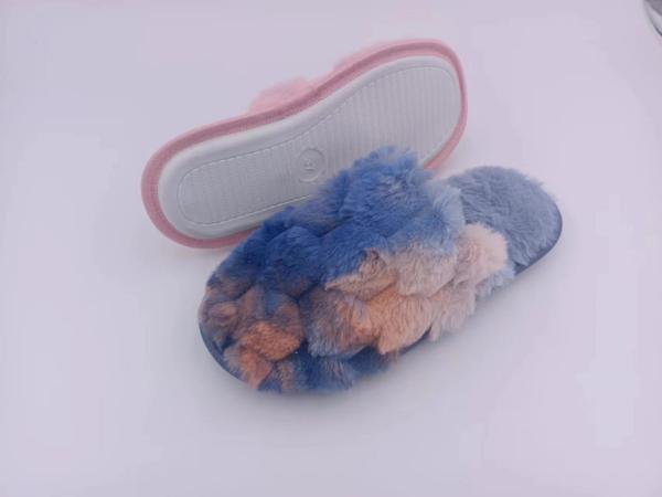 OEM Tie Die Materials Women's Indoor Slippers With Warm Fuzzy Faux Fur Lining