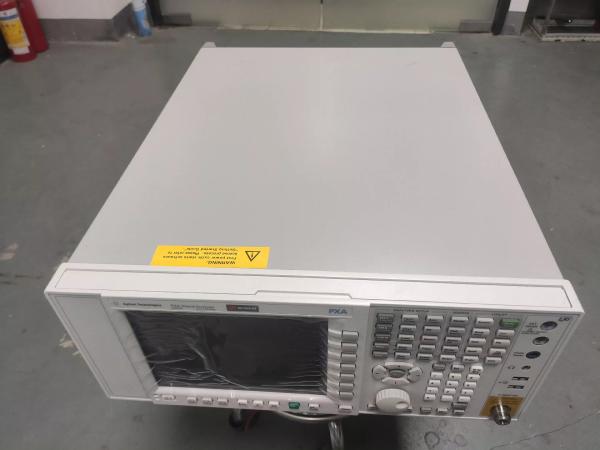 Keysight Agilent N9030A 26.5 GHz 160 MHz Bandwidth PXA Signal Analyzer RF Spectrum Analyzer