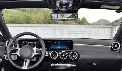 Pour Mercedes Benz Un enregistrement numérique de signal coaxial 1080P de 9,2 pouces