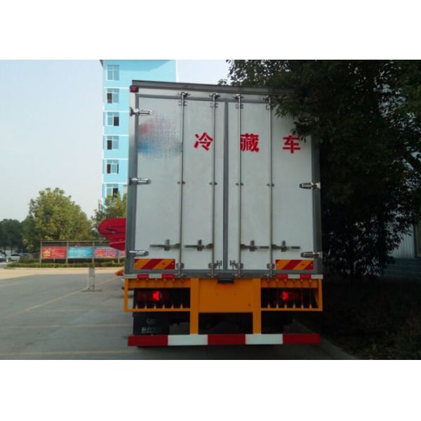 Мясо 4×2/молоко/замороженная еда Refrigerated тележка еды 6 тонн кораблей вакцины