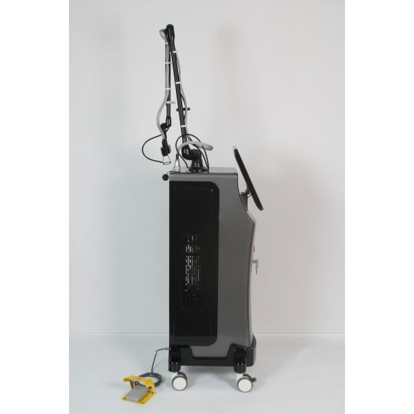 Co2 Fractional Laser Equipment For Intimate Tightening And Skin Rejuvenation