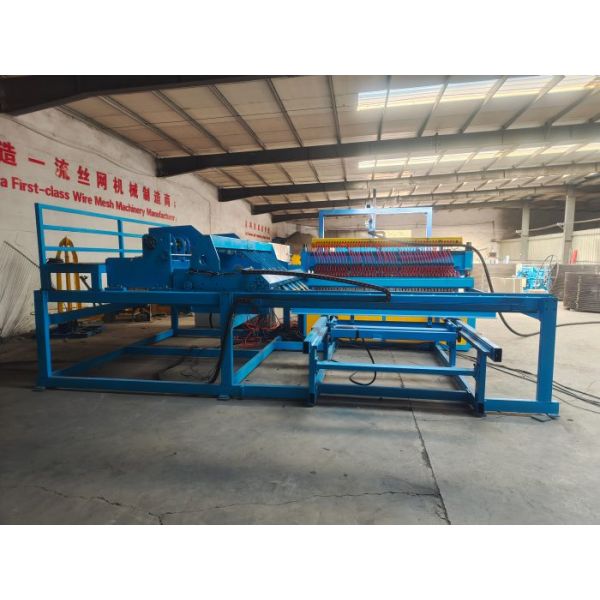 Wire Mesh Welding Machine / welded fence Mesh Welding Machine