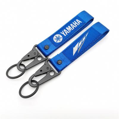 Lanyard de porte-clés inspiré de la course - Emblème personnalisé et conception à rayures - Tissu bleu haut de gamme et double crochet