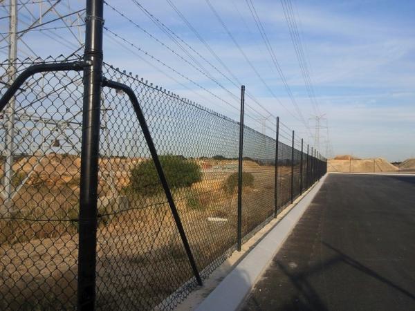 Black Pvc Coated 5 Foot Steel Chain Link Fencing Lightweight