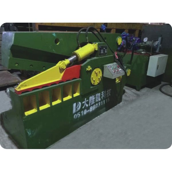 Manual Operated Alligator Metal Shear / Alligator Machinery For Scrap Metal