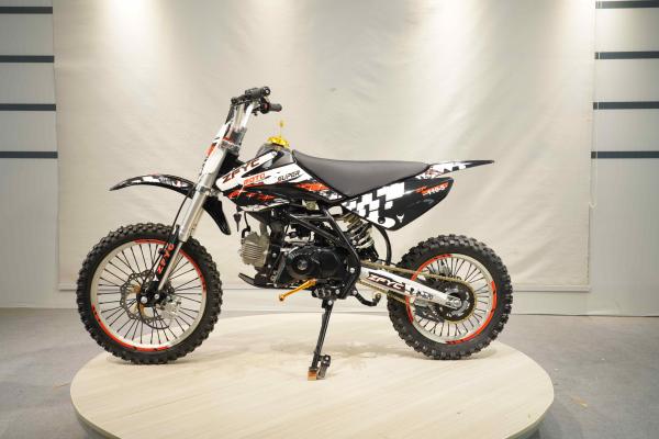 Motorcross 110CC Disco/Tambor Frenos e Sistema de Acionamento de Cadeia para Motocicleta de Aventura