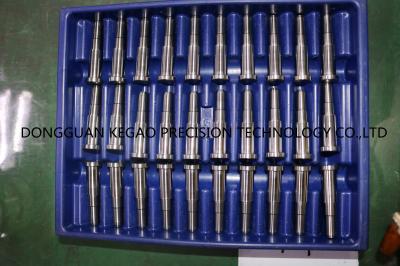 O núcleo métrico do molde fixa o material SKS3 que lustra a precisão de 59HRC 0.003mm EDM