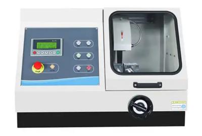 Máquina de corte metalográfico automático de precisão 3.3KW Velocidade 2100rpm Refrigeração por água