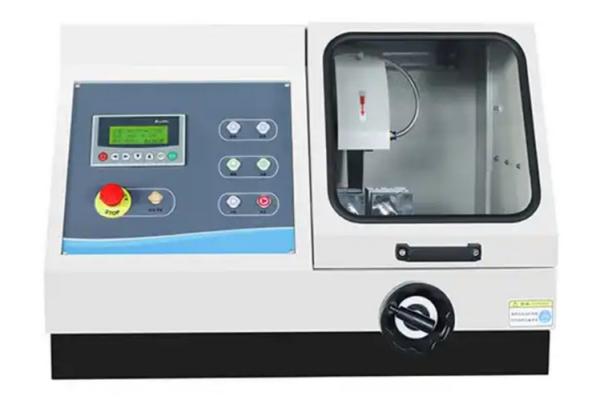 Máquina de corte metalográfico automático de precisão 3.3KW Velocidade 2100rpm Refrigeração por água