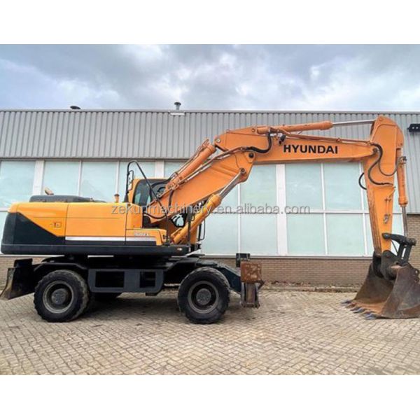 Corée Excavateur Hyundai R210 d'occasion