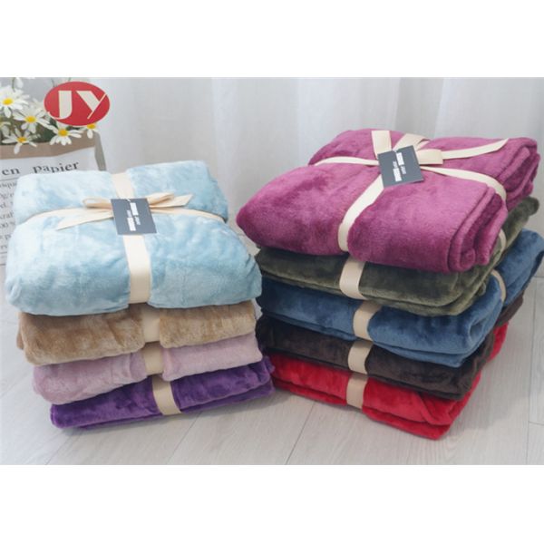 OEM/ODM Logo Luxury Flannel Polyester Fleece Blanket All Season Luxurious Gift Packing Soft