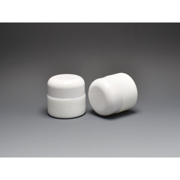 Wholesale Porcelain Jade 0.5OZ 15ml White Opal Glass Cosmetic Jars With Dome Cap, Milk Glass For Face Eye Serum Product