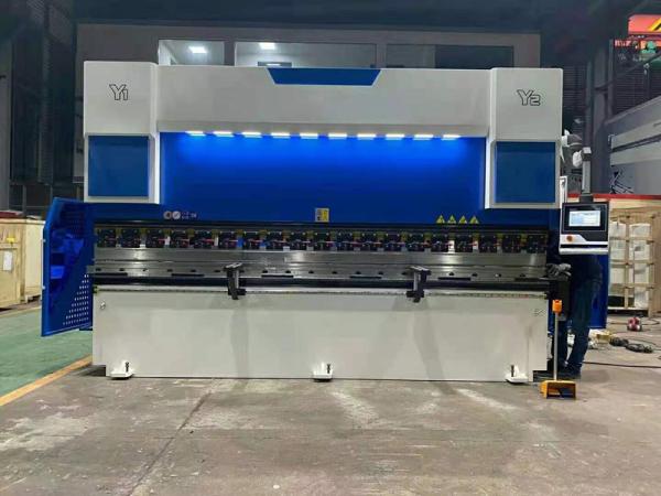 395mm Hydraulic CNC Press Brake Delem DA53T Blue White Bending Machine 8 Times/Min