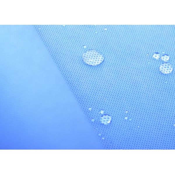 使い捨て可能な防護衣のための淡いブルーのゴマSMSのNonwovenの生地