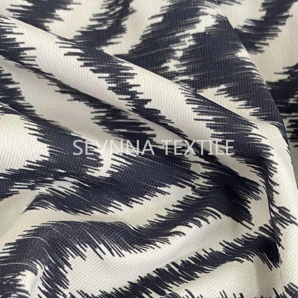 220GSM 77%Repreve Nylon + 23%Elastane Yoga Wear Fabric for Stretch Leggings, Activewear, Yoga Wear