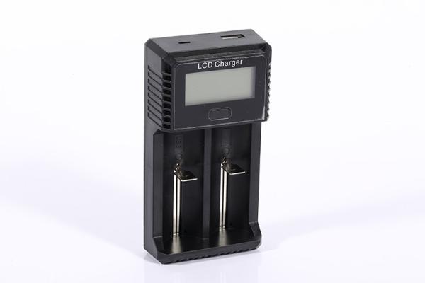 18650 / 18350 2 Bay Battery Charger Li - Ion 1000mAh With 50Hz-60Hz Frequency