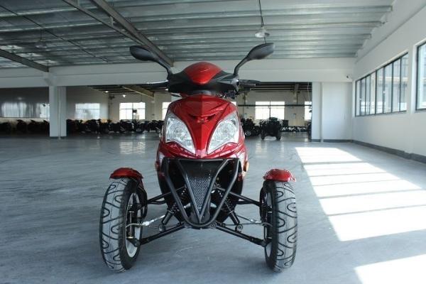 Tri Wheel Motorcycle 150cc Tração nas rodas traseiras com Kit de Equilíbrio nas rodas dianteiras