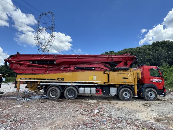 Camions pompes à béton SANY 56M d'occasion entièrement inspectés et garantis