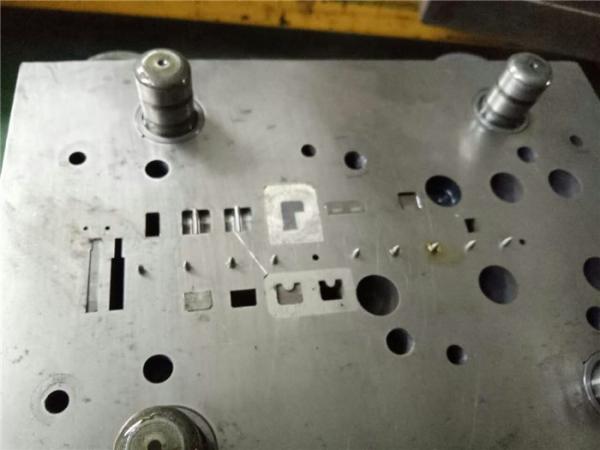 Customized  Sheet Metal Stamping Dies Yoke / Support / Holder Parts 0.03 Tolerance
