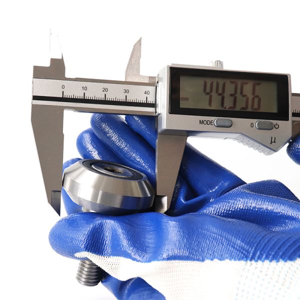 Stud-Type Track Roller Bearing (Integrated Bolt Shaft, Sealed) for Heavy-Duty Guide Mechanisms